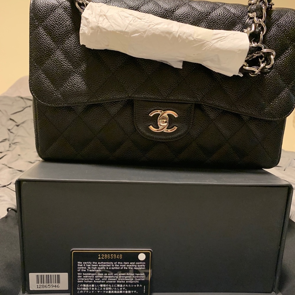 Chanel jumbo double flap bag